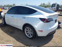 Tesla Model Y 2023 Tesla Model Y 2023