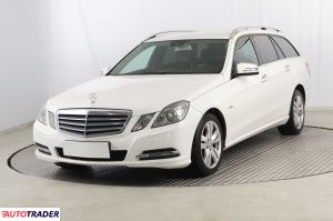 Mercedes E-klasa 2012 2.1 134 KM Mercedes E-klasa 2012 2.1 134 KM