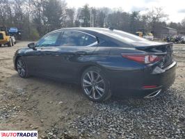 Lexus ES 2019 3