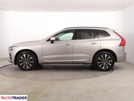 Volvo XC60 2022 2.0 194 KM