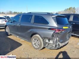 Toyota Sienna 2025 2