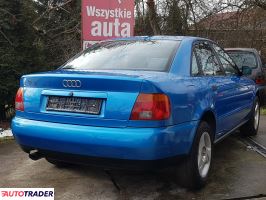 Audi A4 1996 1.6 105 KM