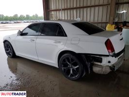 Chrysler 300C 2021 3