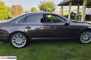 Audi A4 2018 2.0 150 KM