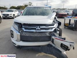 Mitsubishi Outlander 2021 2