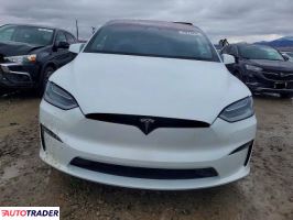 Tesla Model X 2023