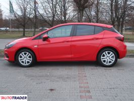 Opel Astra 2020 1.2 143 KM