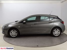 Opel Astra 2018 1.4 147 KM