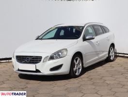 Volvo V60 2012 2.4 160 KM