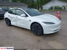 Tesla Model 3 2025