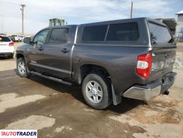 Toyota Tundra 2021 5