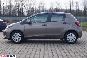 Toyota Yaris 2016 1.3 100 KM Toyota Yaris 2016 1.3 100 KM