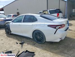 Toyota Camry 2022 3