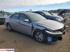 Hyundai Elantra 2025 2