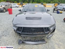 Ford Mustang 2025 5