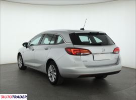 Opel Astra 2017 1.4 147 KM
