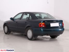 Audi A4 1995 1.6 99 KM