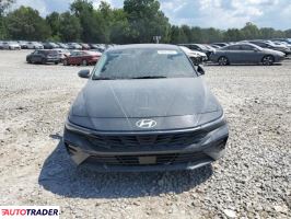 Hyundai Elantra 2025 2