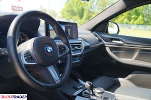 BMW X4 2023 2.0 190 KM