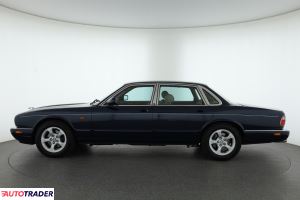 Jaguar XJ 2000 4.0 280 KM