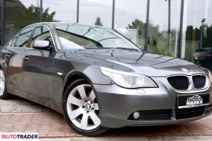 BMW 520 2004 2.2 170 KM