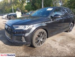 Audi Q7 2020 3