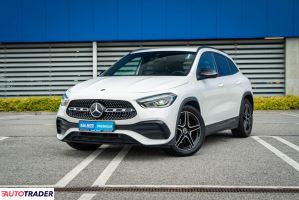 Mercedes G-klasa 2020 1.3 160 KM