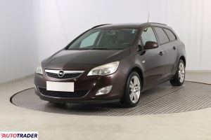 Opel Astra 2012 1.7 108 KM Opel Astra 2012 1.7 108 KM