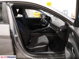 Hyundai Elantra 2023 2
