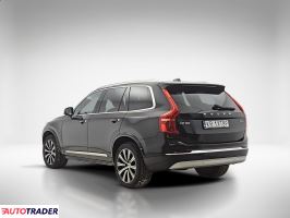 Volvo XC90 2022 2.0 235 KM