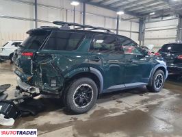Nissan Pathfinder 2024 3