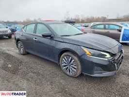 Nissan Altima 2025 2