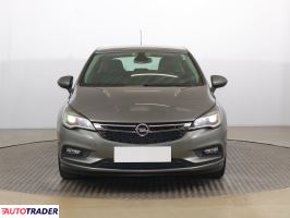 Opel Astra 2018 1.4 99 KM