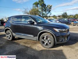 Volvo XC40 2024 2
