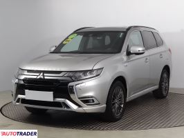 Mitsubishi Outlander 2019 2.4 221 KM Mitsubishi Outlander 2019 2.4 221 KM