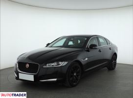 Jaguar XF 2018 2.0 177 KM