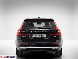 Volvo XC60 2023 2.0 197 KM