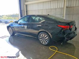 Nissan Altima 2025 2