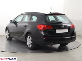 Opel Astra 2012 1.4 138 KM
