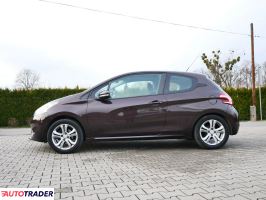 Peugeot 208 2013 1.2 82 KM