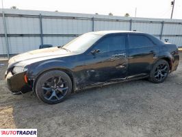 Chrysler 300C 2023 3