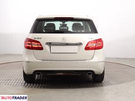 Mercedes B-klasa 2013 1.8 107 KM