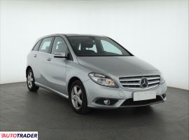 Mercedes B-klasa - zobacz ofertę Mercedes B-klasa - zobacz ofertę