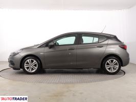 Opel Astra 2020 1.2 108 KM