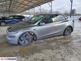 Tesla Model Y - zobacz ofertę
