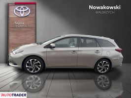 Toyota Auris 2015 1.8 99 KM