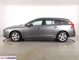 Volvo V60 2018 2.0 147 KM