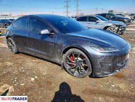 Tesla Model 3 2024