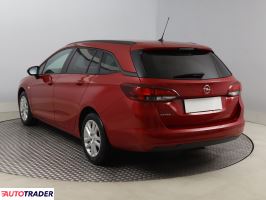 Opel Astra 2019 1.2 108 KM