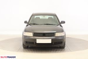 Volkswagen Passat 1999 1.9 113 KM